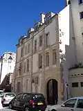 Vue de l'un des bâtiments de l'îlot de la Reine-Blanche, au no&nbsp;19.