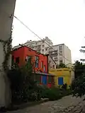 Des anciens ateliers transformés en maisons.