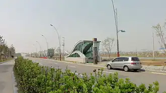 Bouche n°5 de la station, en 2011.