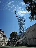 La sculpture de  Hartmut Skerbisch qui donne son nom au Next Liberty