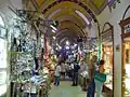 À l'intérieur du Grand bazar, 2005