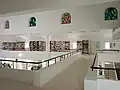 Intérieur de la bibliothèque.