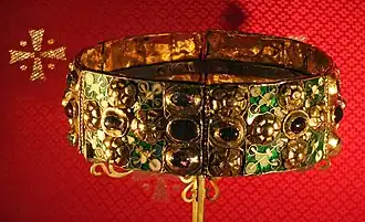 La Couronne de fer (VIIIe&nbsp;siècle).