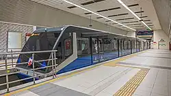Rame du funiculaire dans la gare amont de Taksim
