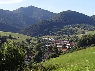 Istebné