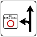 Signal de pré-avis italien d'une zone de trafic limité.Conforme au ZTL du 28 juin de 2019 (Ministério das Infraestruturas e Transportes).