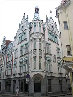 Pikk 23-25