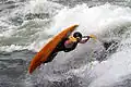Le champion James Reeves réalise un air screw en Ouganda