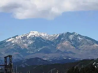 Vue du mont Nyohō depuis Nikkō.