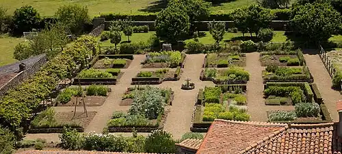 Image illustrative de l’article Jardin médiéval de Bazoges en Pareds