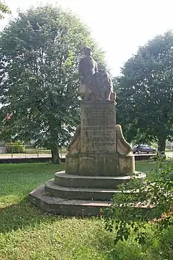 Monument aux morts.