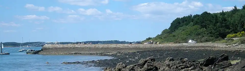 Pointe du Blair : la jetée du port.