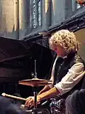 Joël Grare aux percussions