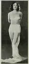 Joan Crawford posant à la manière de la Vénus de Milo en 1928.