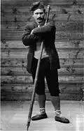 Jóannes Patursson&nbsp;(en) (1866–1946), Politicien des Féroé, poète et fermier.