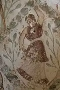 Femme dansant.