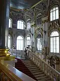 Grand escalier.
