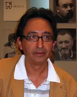 Description de cette image, également commentée ci-après