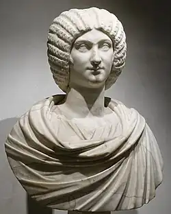 Buste de Julia Domna, marbre, œuvre romaine, fin IIe -début IIIe siècle
