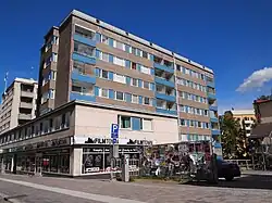 Yliopistonkatu 42.