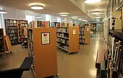 Intérieur.