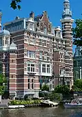 Villa donnant sur le Weteringschans et le Singelgracht.