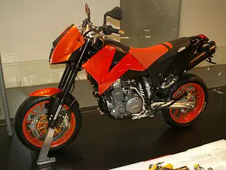 Image illustrative de l’article KTM 640 Duke II