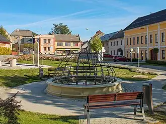 Úsov