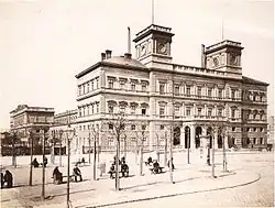 En 1880.