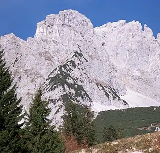 Vue depuis le sud.