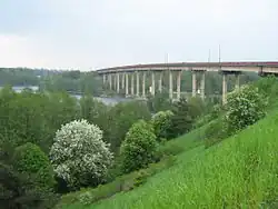 Le pont de l'Amitié.