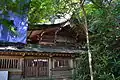 Le Ge-gu honden du sanctuaire au pied de la montagne.