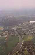 Vue aérienne du canal Nimy-Blaton-Péronnes.