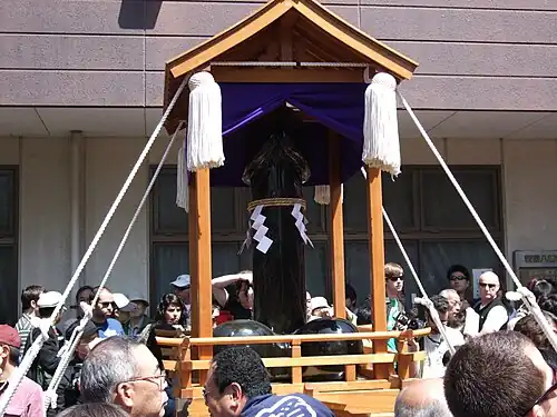 Kanamara Matsuri, fête du pénis de fer.