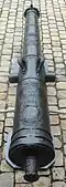 Canon de 16 La Curiosité. Calibre : 134&nbsp;mm. Longueur : 310&nbsp;cm. Poids : 1,968&nbsp;kg. (1679)