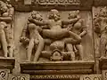 Détail du mur précédent : scène érotique