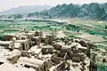 Vieille ville en ruine de Kharanaq, près de Yazd, avec une architecture en pisé typique des villes de la région aride.