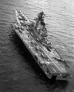 Le porte-avions Kiev en 1985.