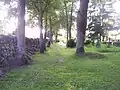 Le cimetière.