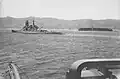 Le Kirishima et le porte-avions Akagi à Sukumo, avril 1939