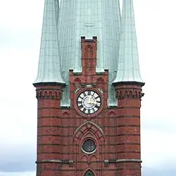 Le clocher (détail).