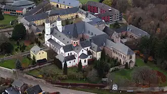 Vue aérienne de l'abbaye.