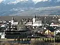 Les églises et le stade municipal