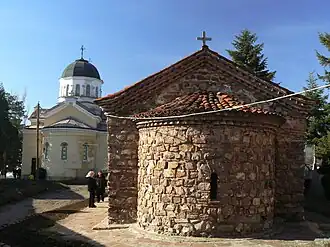 Vue des deux églises du monastère depuis le jardin