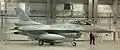 un damier sur un General Dynamics F-16 Fighting Falcon