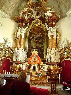 Le maître-autel.