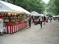 Marché aux livres anciens et d'occasion, à Kyoto, Japon.
