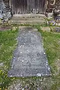 La tombe du curé Verdière.