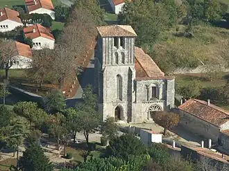 Vue aérienne de Beauvais-sur-Matha.