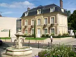Centre d'art Jacques-Henri Lartigue.
